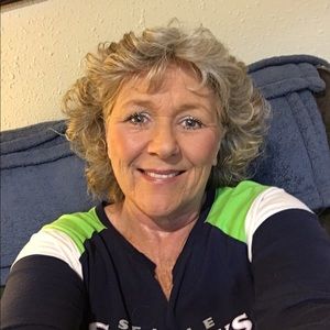 Meet your Posher, Debbie